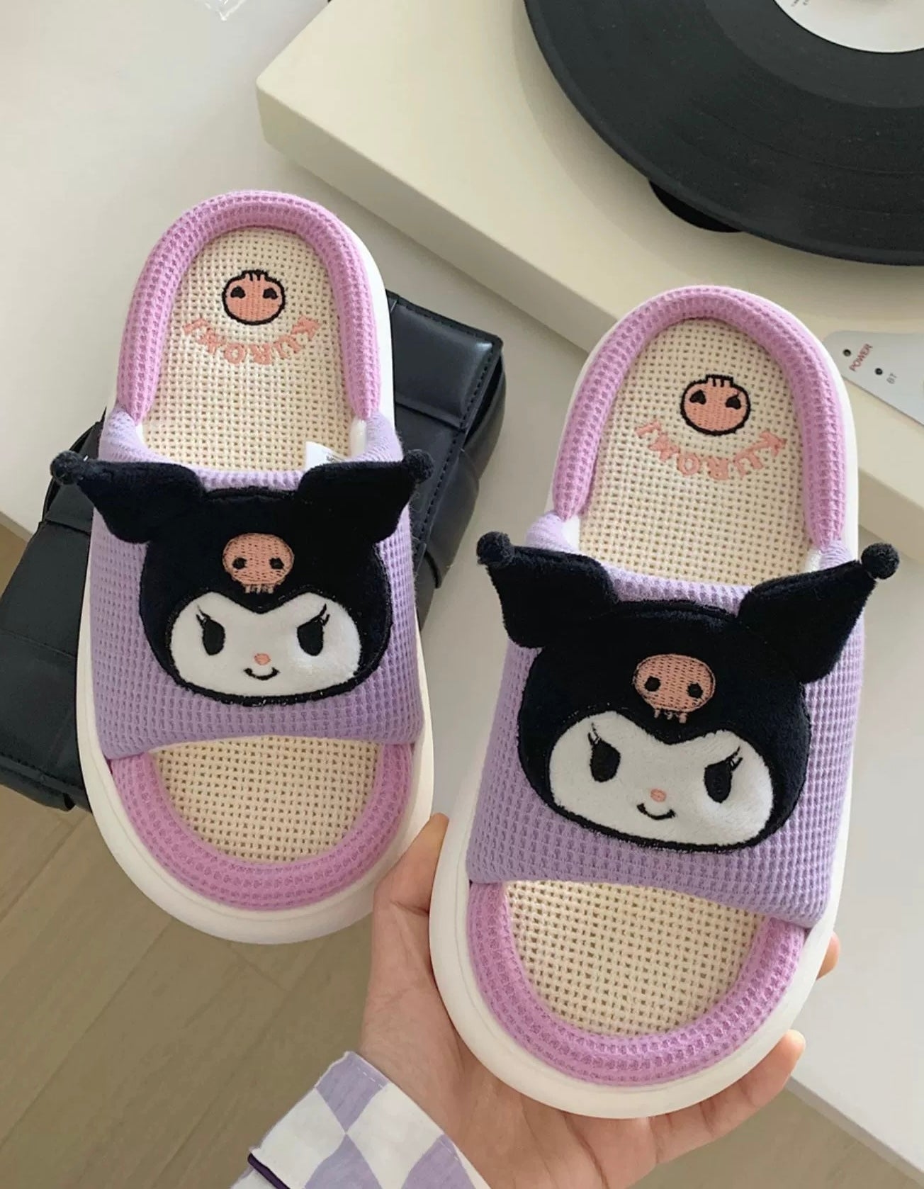 PANTUFLAS KUROMI