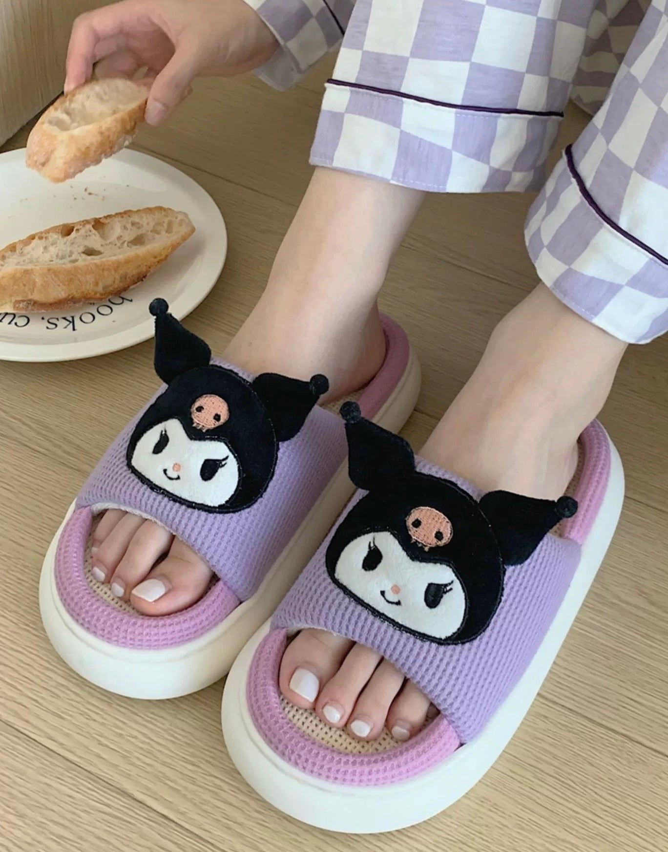 PANTUFLAS KUROMI